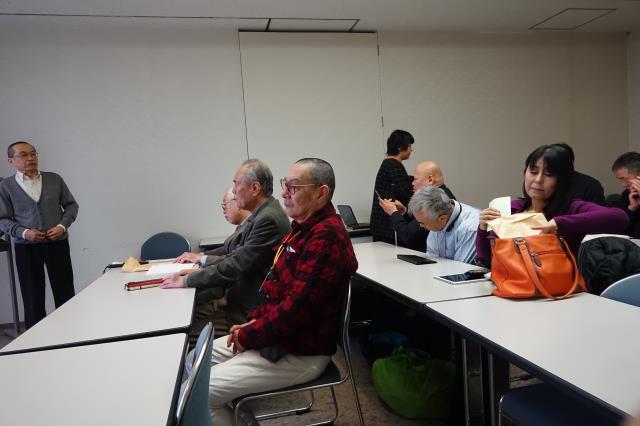 こちらは参加者を横から